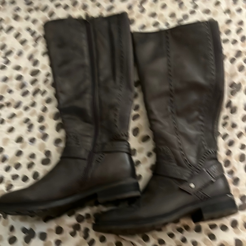 Grey Boots